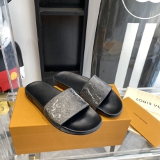 Louis Vuitton Slippers